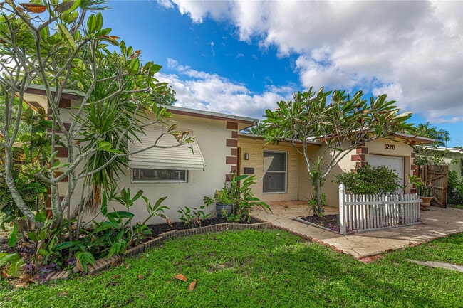 Photo - 6220 SW 9th Ct