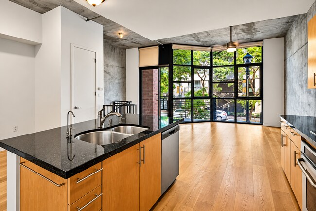 1050 Island Ave Unit 106