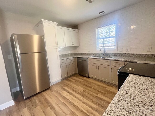 Photo - 317/319 E. GILBREATH STREET Unit 317