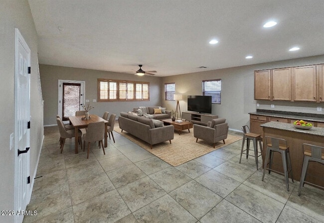 Photo - 3853 E Branham Ln