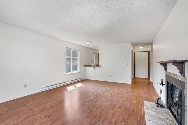 Photo - 6125 N Addison St Unit 6125