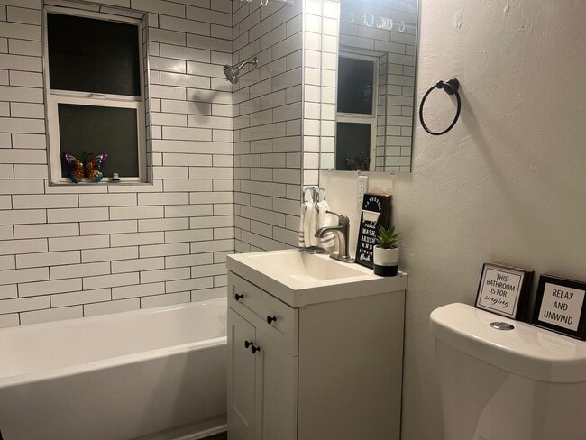 Photo - Coronado Court Apartment Homes