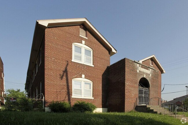 Building Photo - 952 S Floyd St Rental