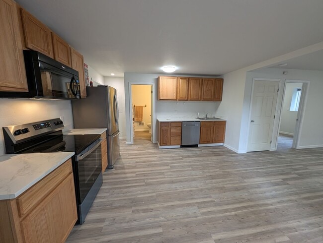 Photo - Harbel3931 Unit B