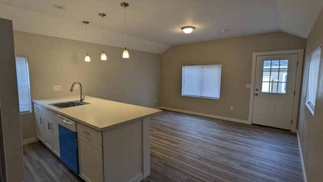 Photo - 3973 Hayesville Dr NE