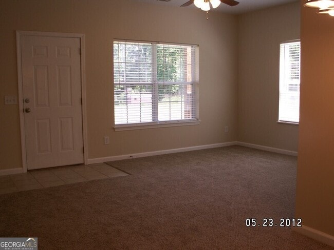Photo - 7400 Courtyard Dr