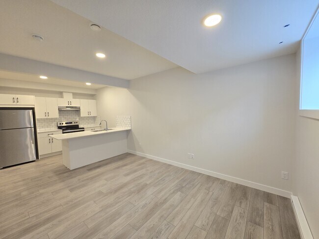 Photo - 8008 Cedric Mah Rd