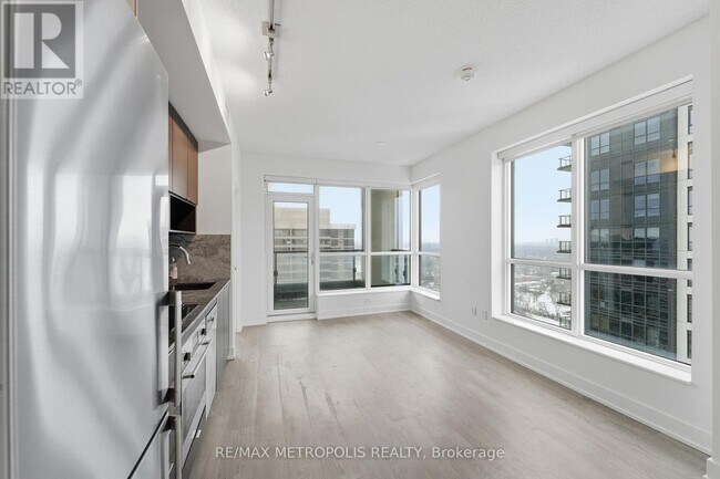 Photo - 7 Mabelle Ave Unité 3304