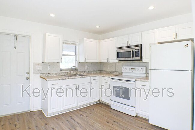 Photo - 19091 Holly Rd