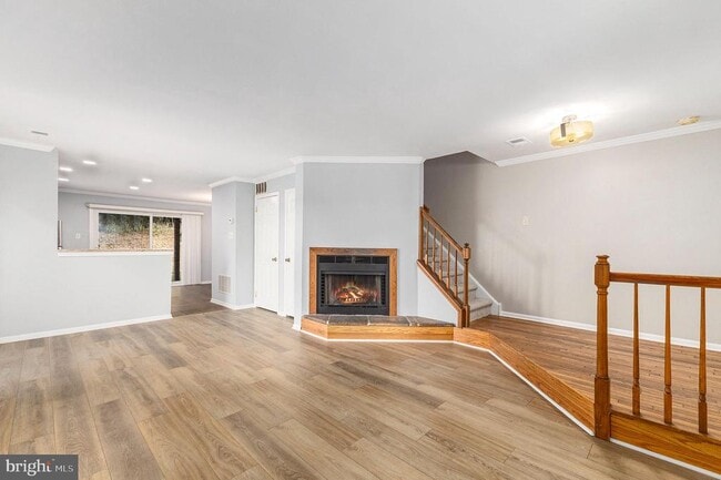 Photo - 18 Flintlock Ln
