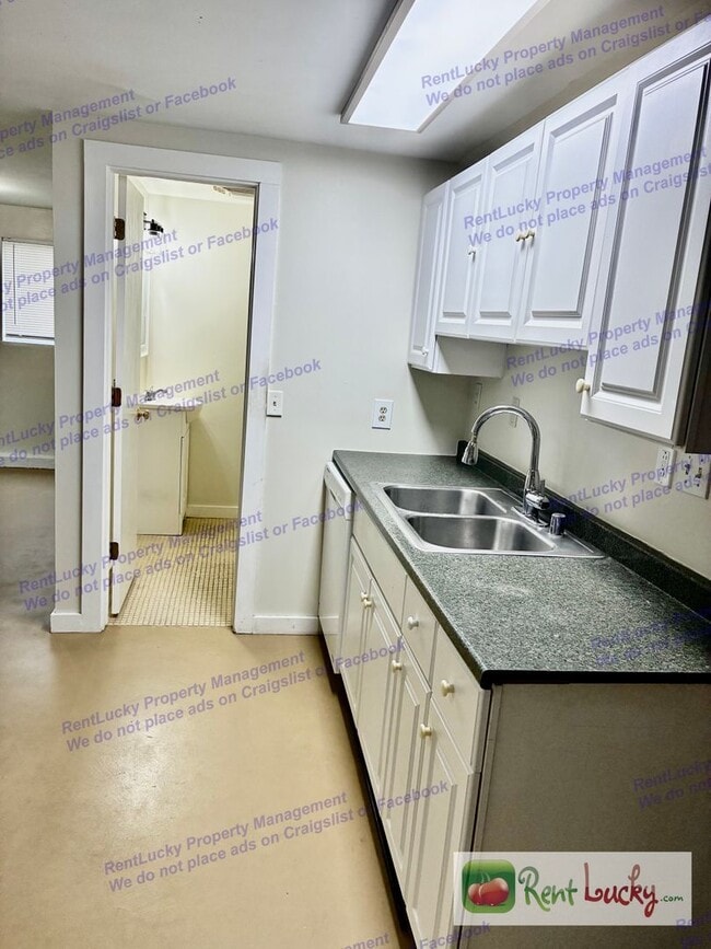 Photo - Private Studio w/Bonus Room | Fire pit | Storage Area | Maple Leaf Area