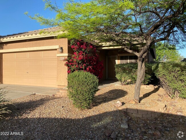 Building Photo - 40323 N National Trail Rental