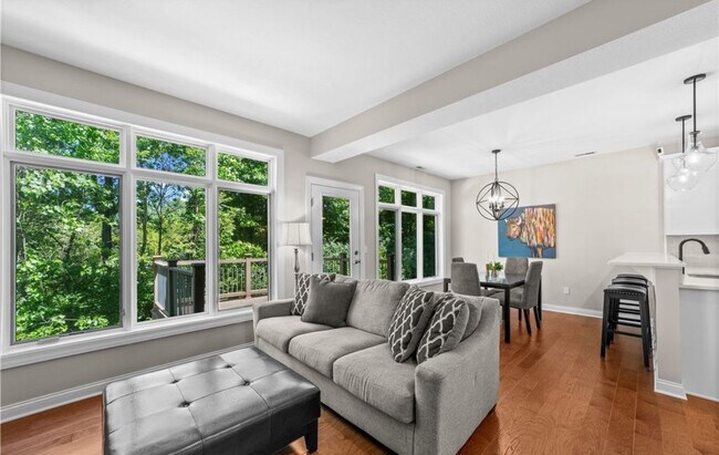 Photo - 1357 Slate Ct
