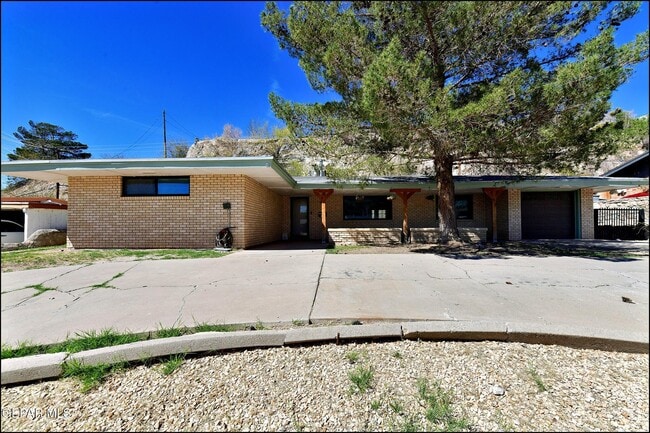 Photo - 4217 Canterbury Dr