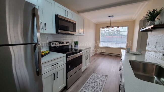 Photo - 1924 N Crestline St Unit 1