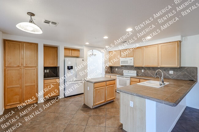 Photo - 33251 N Symer Dr