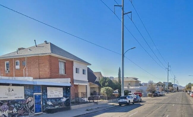 Photo - 1526 Yandell Dr Unit 2