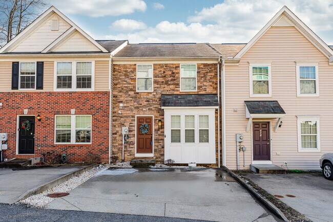 Photo - 243 Raven Run