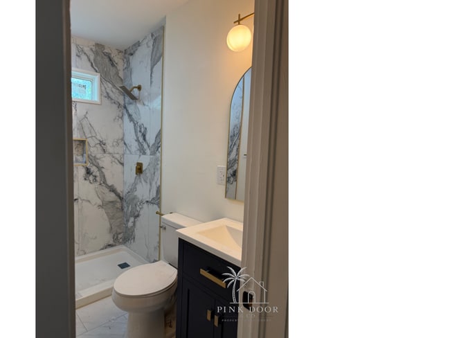 Photo - 2686 Poplin Ave