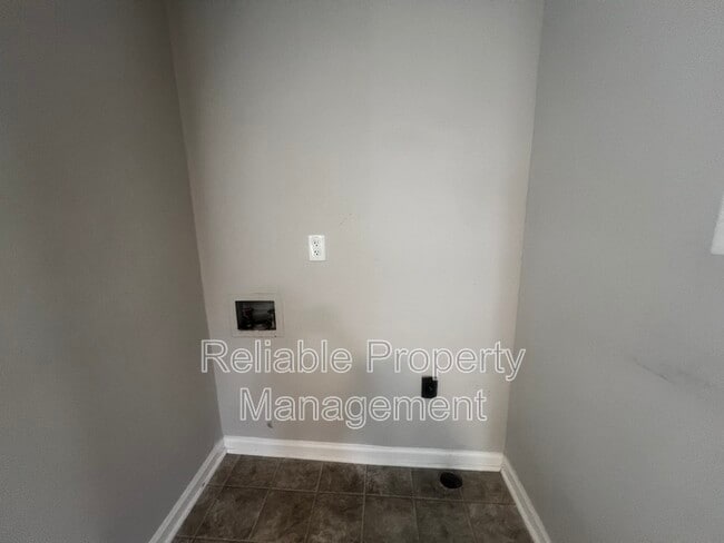 Photo - 511 Buck Branch Dr