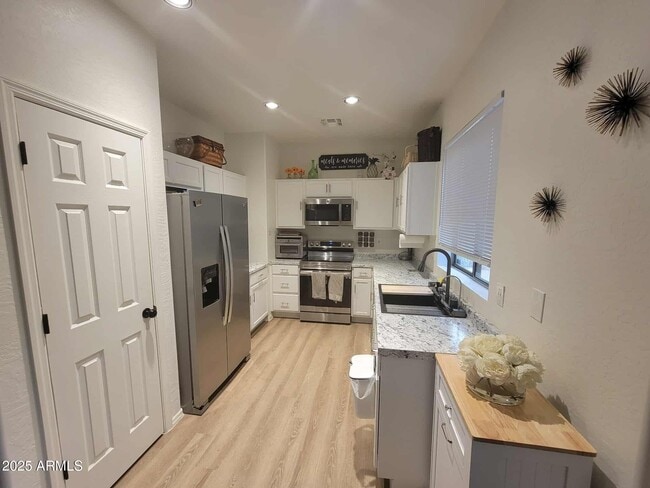 Photo - 7514 S 14th St