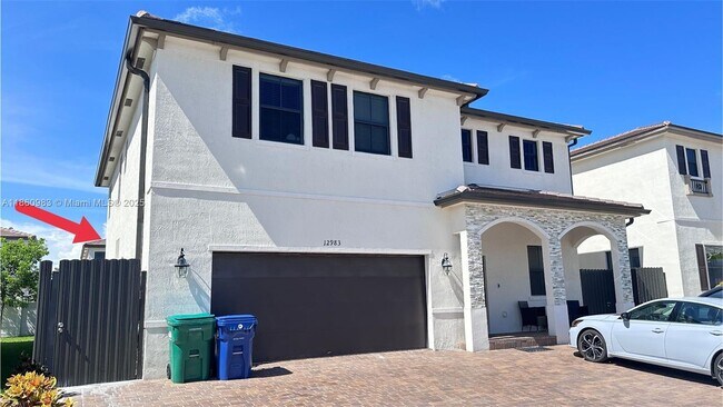 Building Photo - 12983 SW 229th Ter Unit REAR Rental