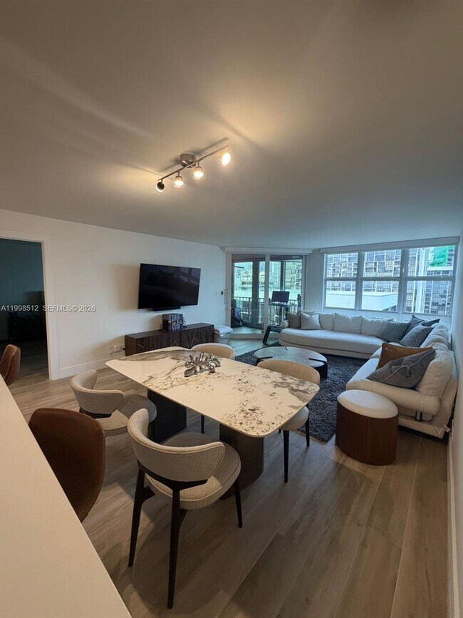 Photo - 1925 Brickell Ave Unidad 2003