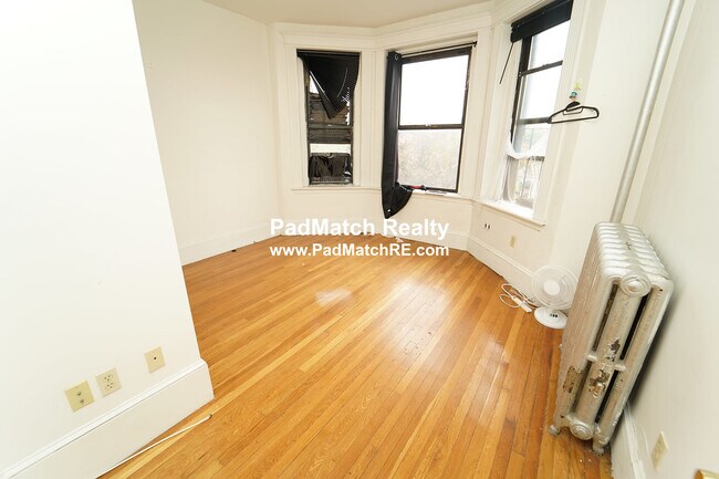 Photo - 1254 Commonwealth Ave Unidad 19 Rental