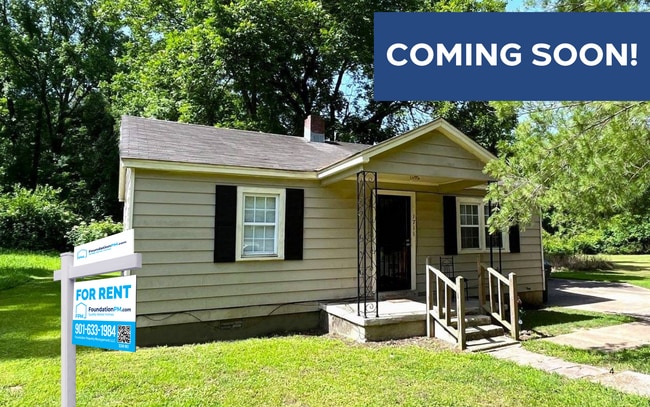 Building Photo - 1711 S Sutton Dr