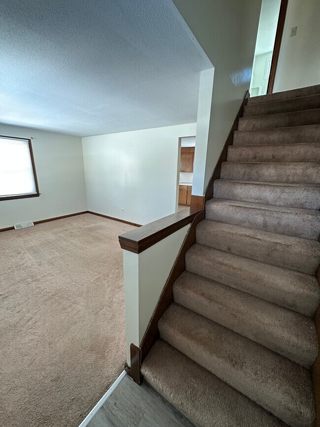 Photo - 93 W Calvin St Unit 93