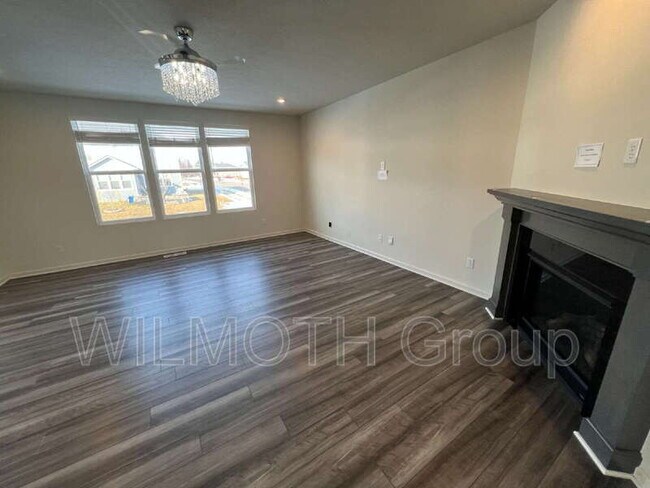 Photo - 5374 Noble Crossing Pkwy W