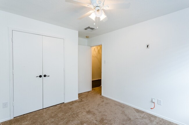 Photo - 2834 Trinity Glen Ln