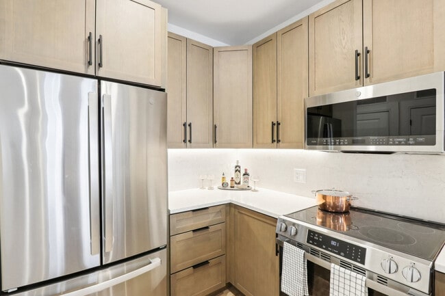 Photo - Beach Street Landing