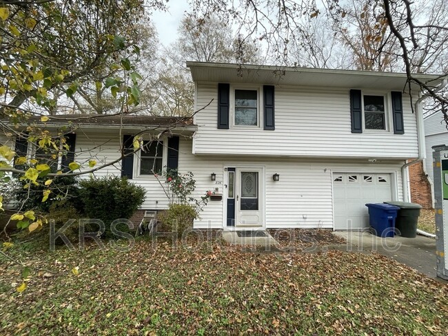 Building Photo - 826 Olive Dr