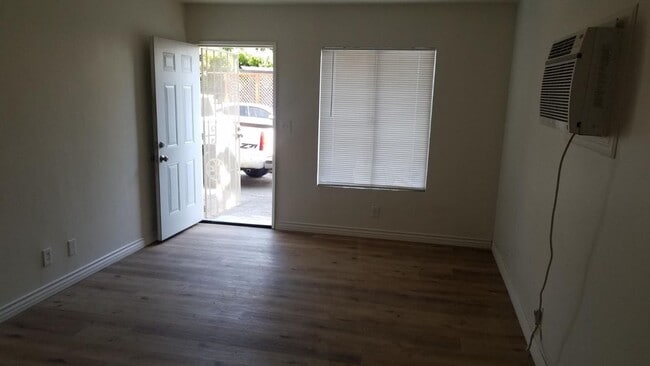 Photo - 315 MINNESOTA Unidad 315 MINNESOTA-B-1