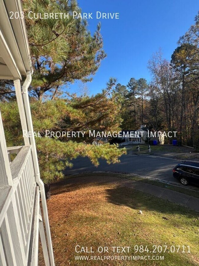 Photo - 203 Culbreth Park Dr