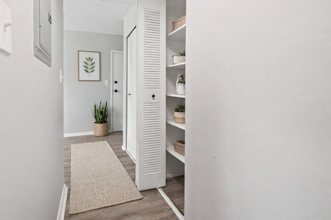 Building Photo - Westgrove Apartments