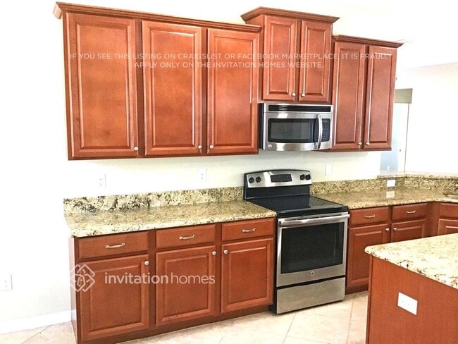 Photo - 2908 Youngford St