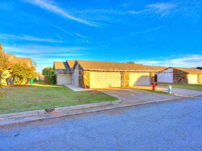 Photo - 10104 Shadowridge Dr Casa Adosada