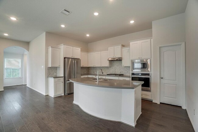 Photo - 19412 Camlann Pl