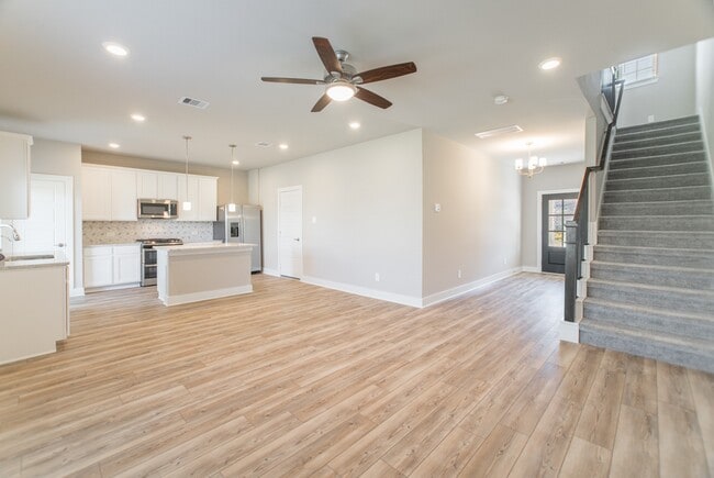 Building Photo - 10569 Preserve Wy Rental