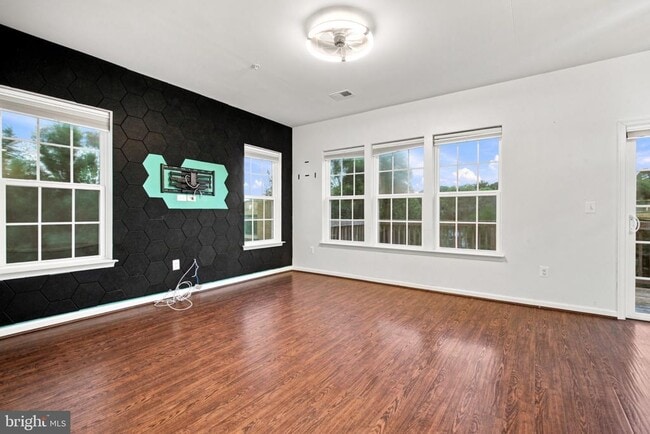 Photo - 13913 Hollow Wind Way