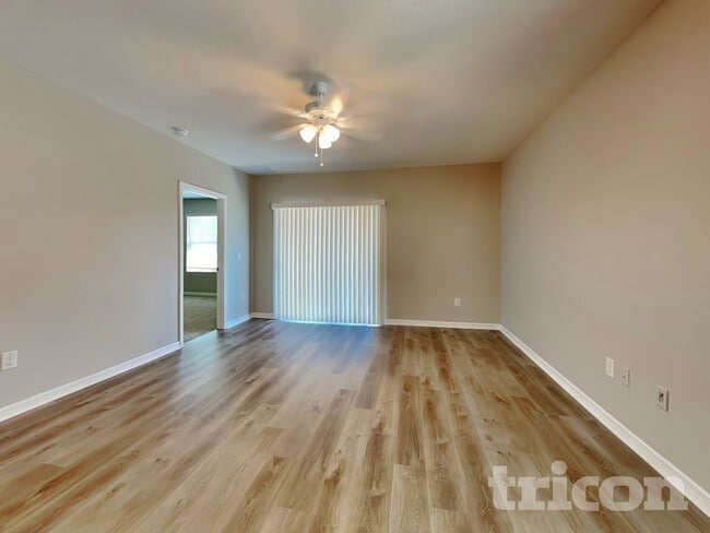 Photo - 6632 Seaway Dr Casa