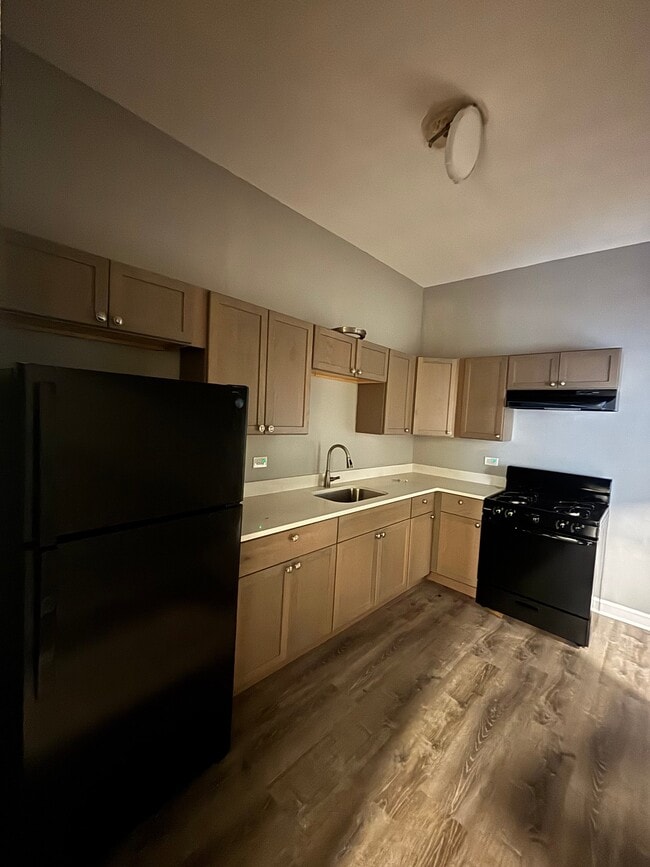6615 S Wabash Ave Unit 1