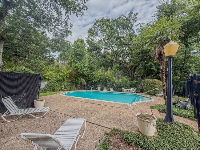 Photo - 3839 Dry Creek Dr Condo