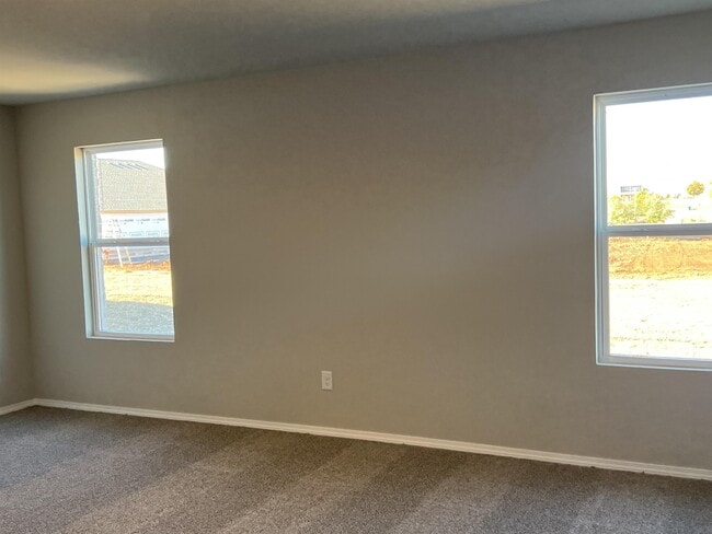 Photo - 561 SE 3rd Ter