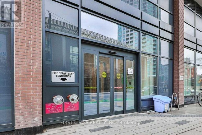 Photo - 159 Wellesley St E Unité 2011