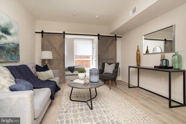 Photo - 1805 N Howard St Unit 505