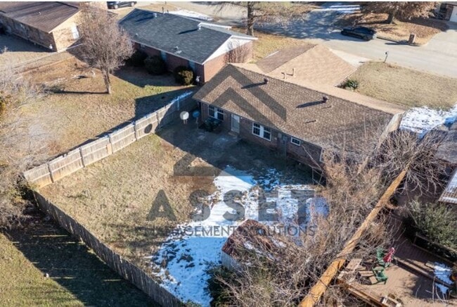 Photo - 5 Bedroom House Available Now