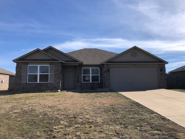 Building Photo - 957 Augusta St